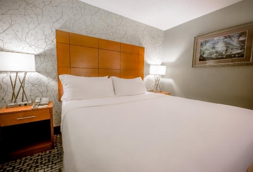 Holiday Inn Raleigh Downtown image 15